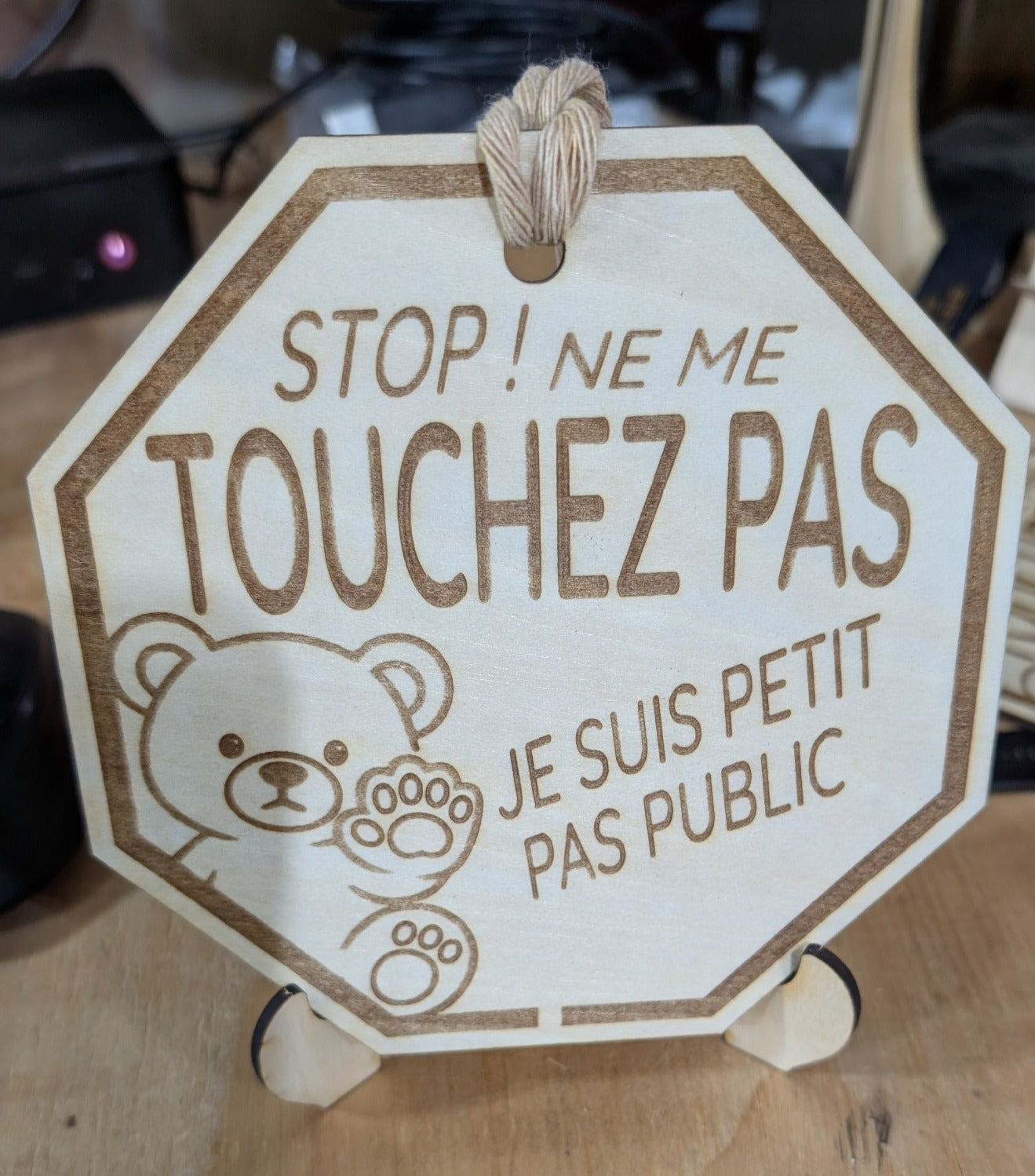 Panneau Stop – Je Suis Petit Pas Public